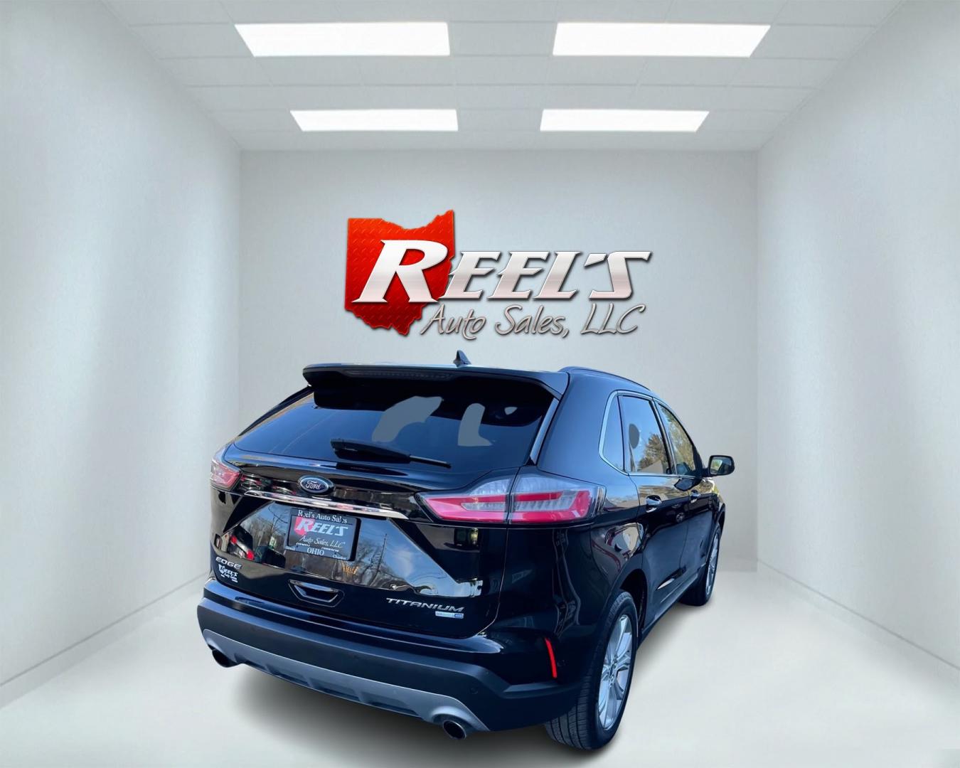 2020 Black /Beige Ford Edge Titanium AWD (2FMPK4K96LB) with an 2.0L I4 DOHC 16V Turbo engine, 8A transmission, located at 11115 Chardon Rd. , Chardon, OH, 44024, (440) 214-9705, 41.580246, -81.241943 - Photo#7